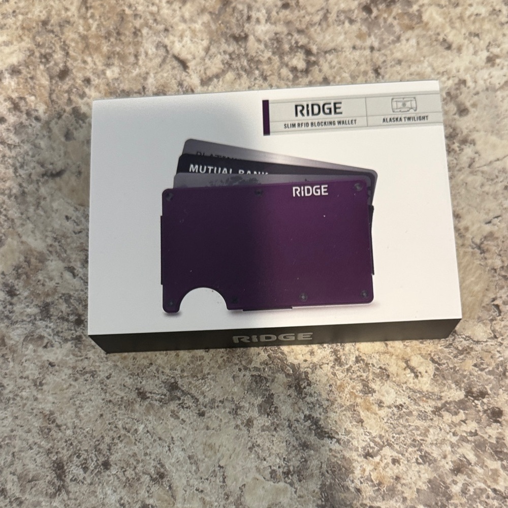 New Ridge Slim RFID Card Holder Wallet - Purple